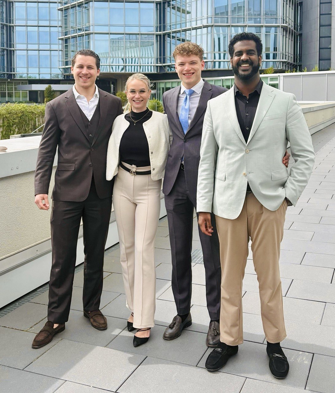 MOTUS Consulting Team
